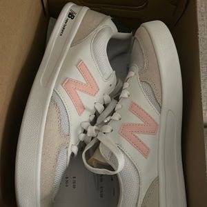 New Balance White/ Pink